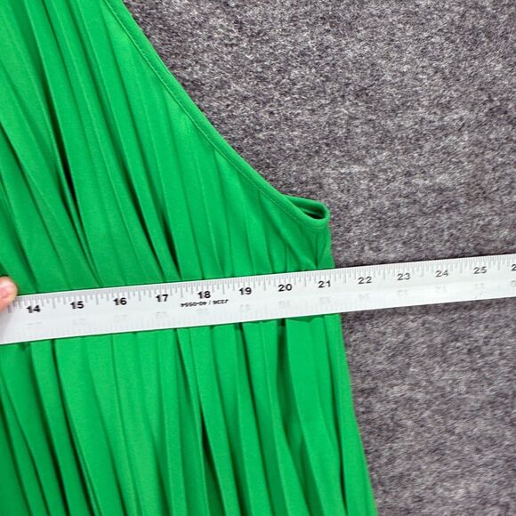 New York & Company Blouse Women 3X Plus Green Sleeveless Wide Strap Pleated - Picture 3 of 7